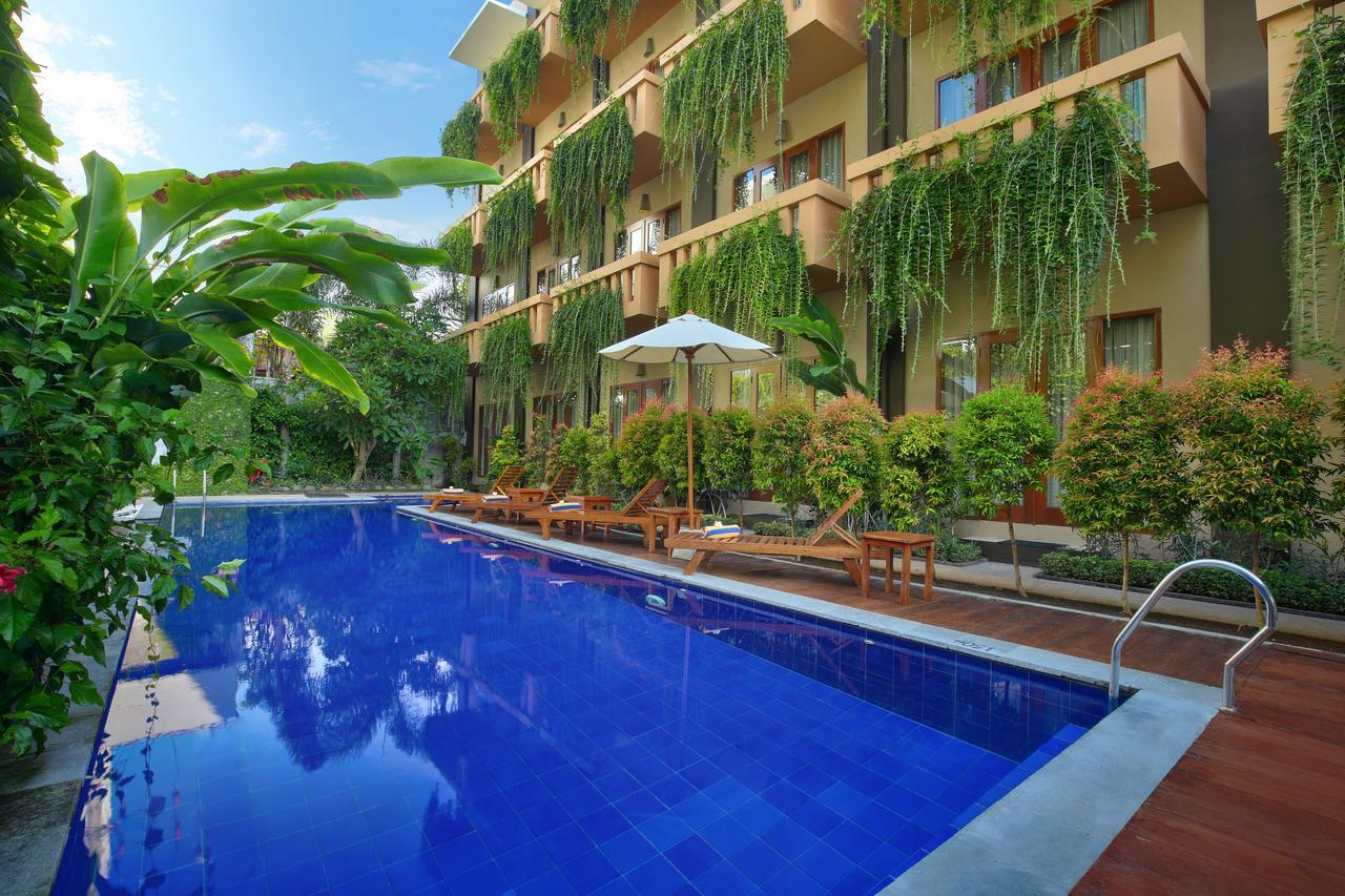 Bali Chaya Hotel Legian Екстер'єр фото